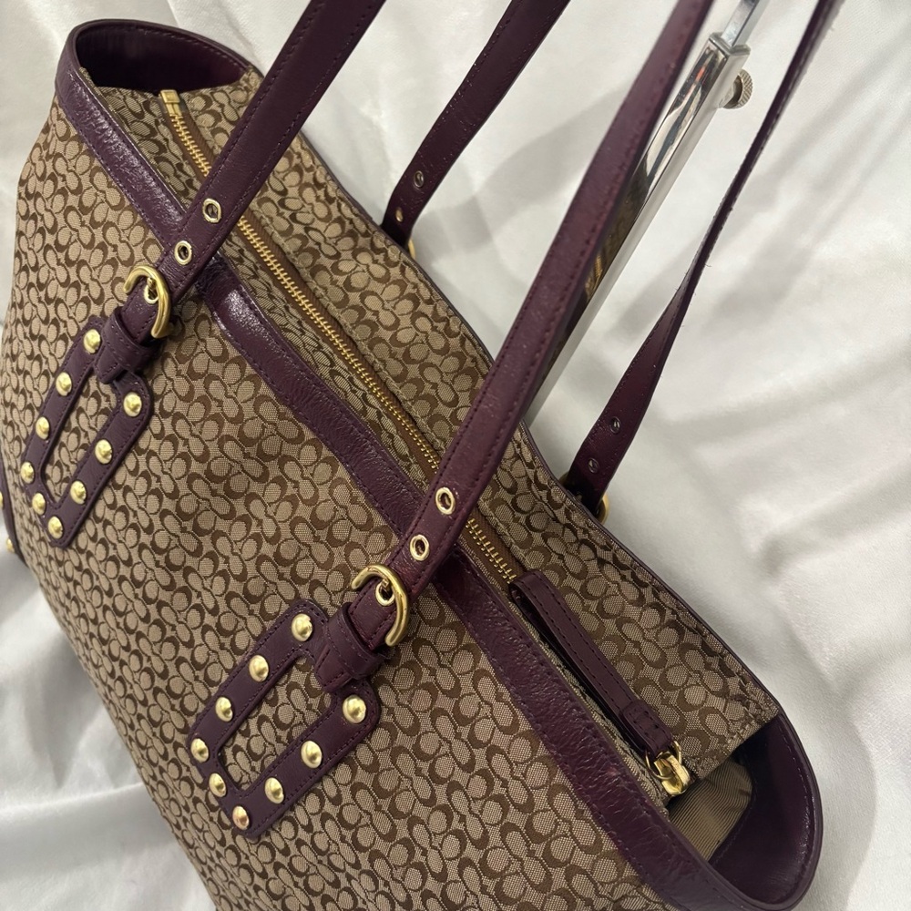 Coach Vintage Studded Signature C Shoulder Bag Tote Large Brown Burgundy Leather - Picture 11 of 14